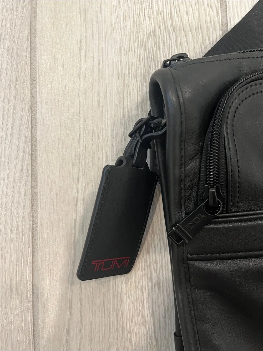 TUMI Luxury Brand Black Leather Alpha Crossbody Bag With Luggage Tag-Brand New